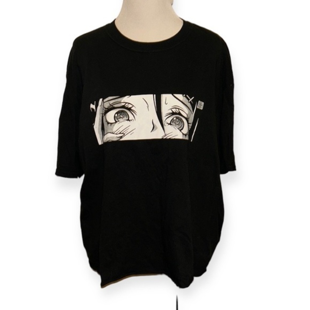 5/$30 🎈 Square Apple studios XL anime eyes cropped top